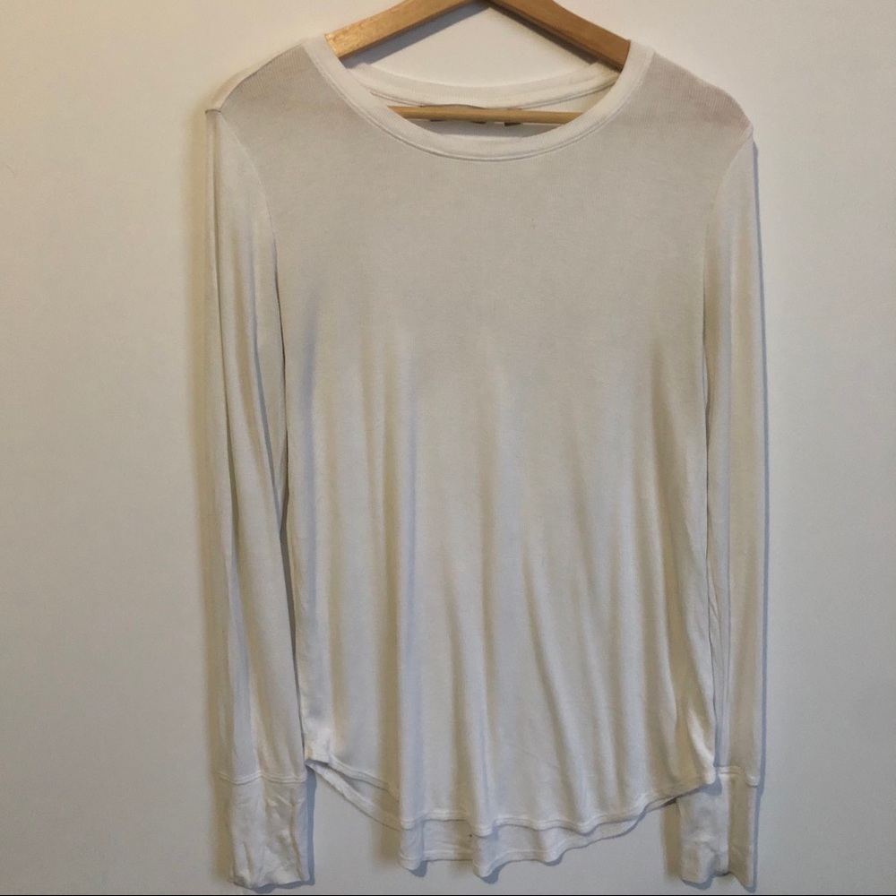 Athleta Women’s long sleeve- size small Sportswear